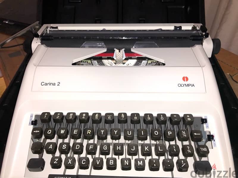 Typewriter -Olympia Carina 2 4