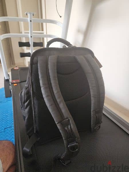 Tumi alpha 3 Tpass backpack - used 2