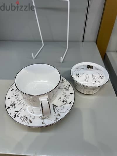 Tea set dankotuwa
