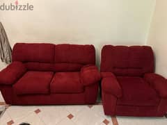 2 reclainers + 1 sofa