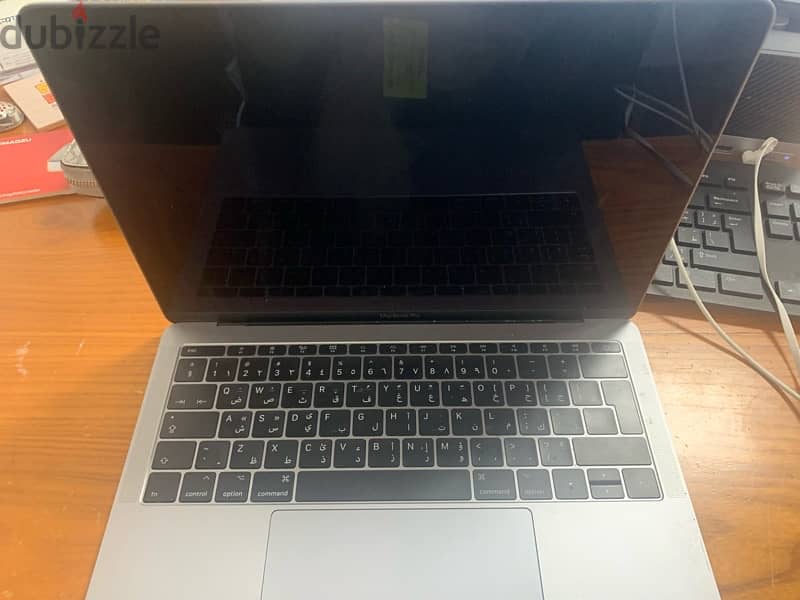 Macbook Pro  13 inch 2017 2
