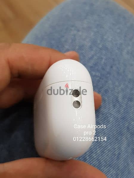 charging case Airpods pro 2 بدون خدش كيس الشحن بدون سماعات الاصلي أبل 3