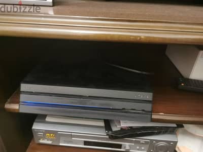ps 4 pro used for 1 year imported from USA in an excellent condition