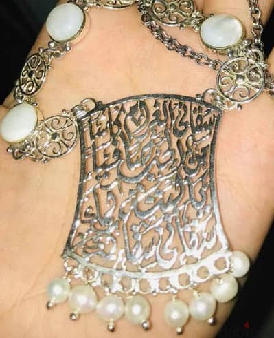 brand new Silver and pearls neckclace 925