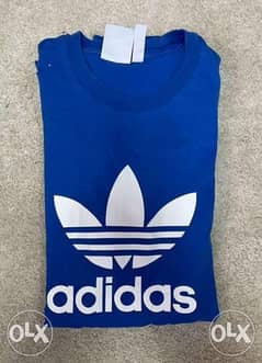 T-shirt Adidas original size medium and large 0