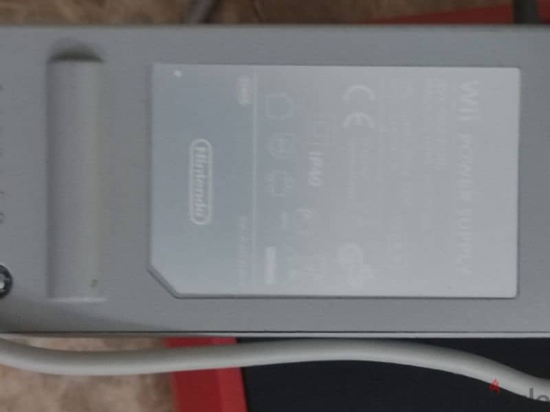 جهاز Wii استعمال خفيف كالجديد للبيع ب 2000 فقط 4