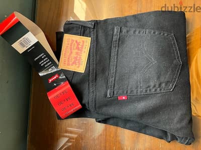 LEVI’S Slim fit black jeans