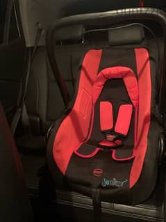 car seat junior كرسي سيارة 0