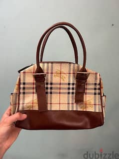 Original Burberry bag  شنطة اوريجينال