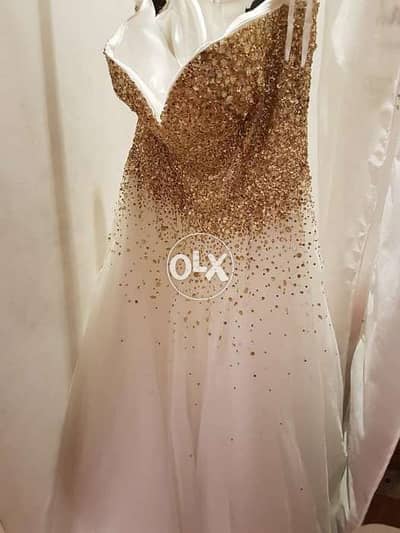 engagement dress فستان للبيع