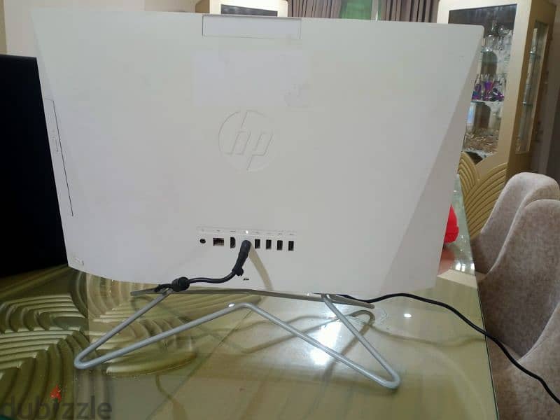 HP 200 G4 All-in-One PC 3