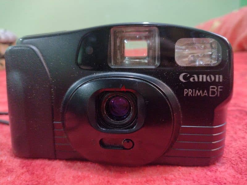 كاميرا افلام بحالة جيدة Canon Prima BF 1