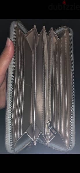4 wallets used 2 used guess wallets,a new SHEIN wallet, new dkny 2