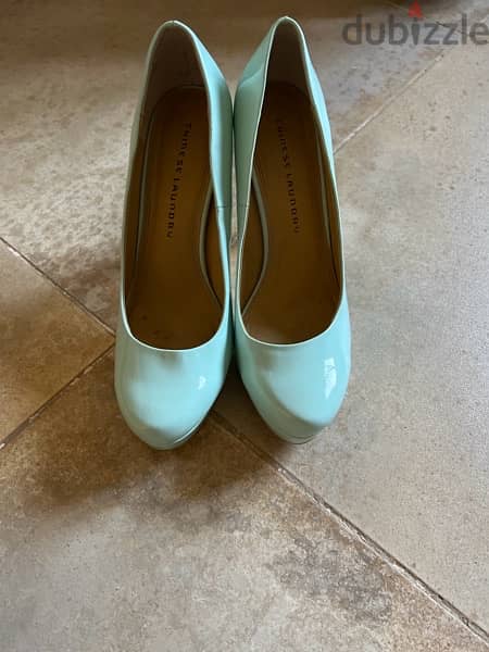 Macy’s pumps mint green 5inch heel, size 10 2