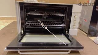 New built in Electric Whirlpool Oven 90cm for sale 0