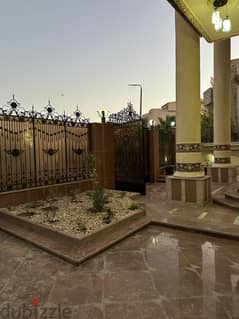 Villa for sale in West Golf Compound 0