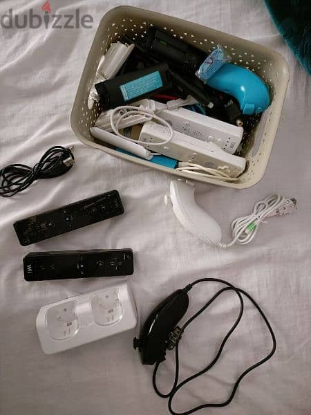 Nintendo Wii with games & accessories 7