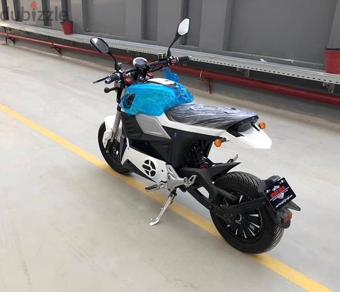 Electric motorcycle أن دراجه كهربائيه 4