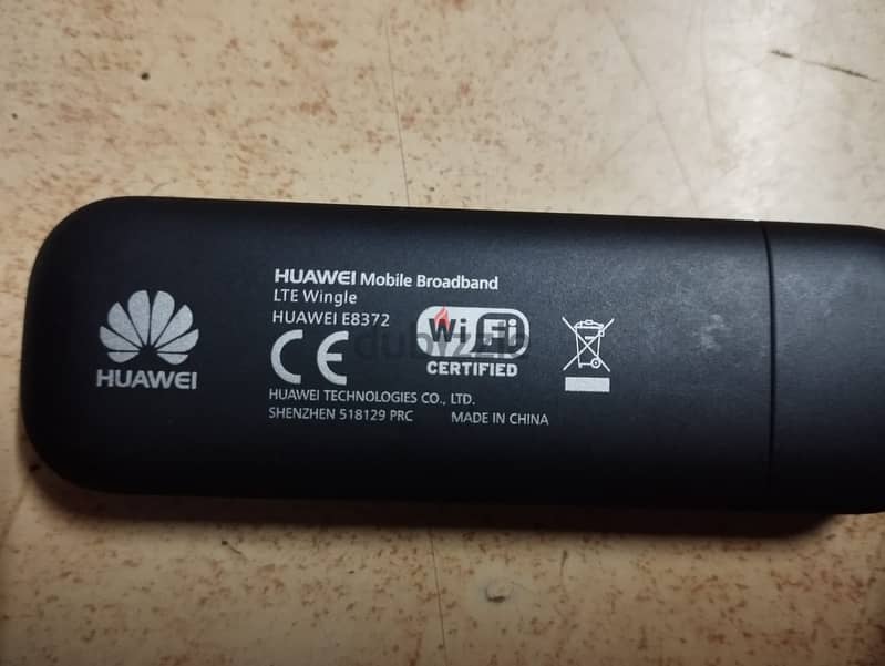 فلاشة نت من فودافون 4G USB Wi-Fi Stick E8372 0