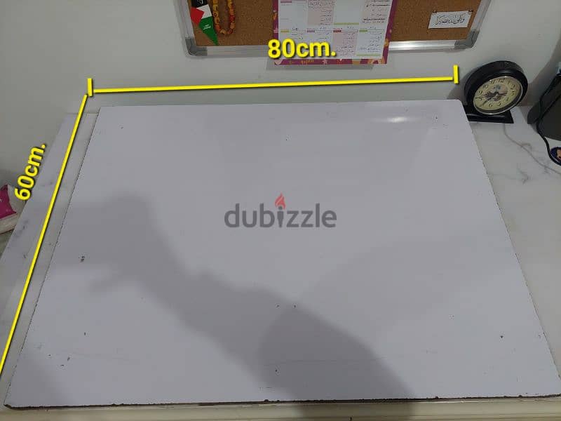 طاولة رسم هندسي 80/60cm + رول للوح 0