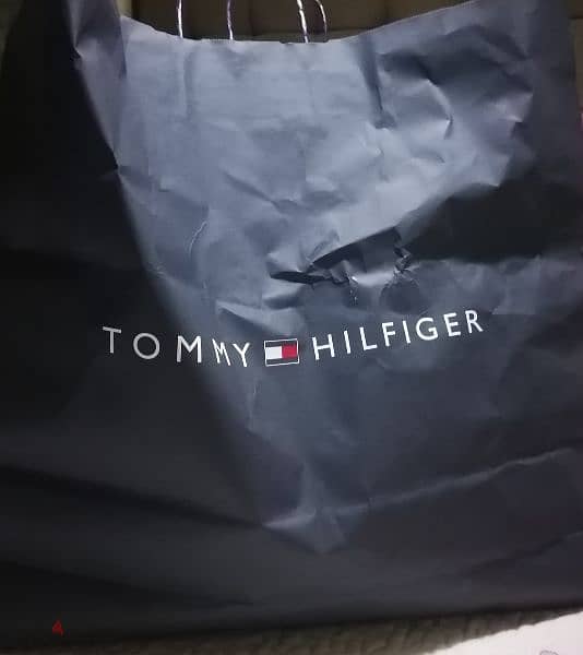 A new Tommy hilfiger jacket. جاكت  تومي جديد 3