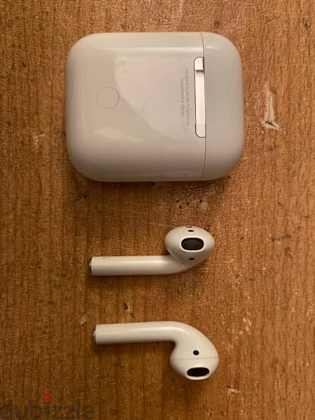 AirPods 2 4
