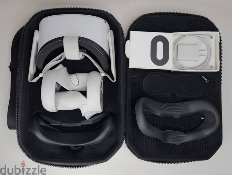 Meta Oculus Quest 2 VR 128GB With Hard Case and Silicon Face Pad 0