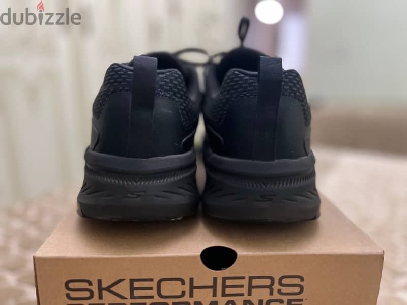 Skechers For Sale like New - شوز اسكتشر للبيع حالة جديدة 4