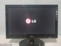 شاشة كمبيوتر سليم ٢٠ بوصه نوعها LG