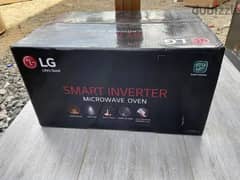 LG 42 Liters Microwave Oven with Grill