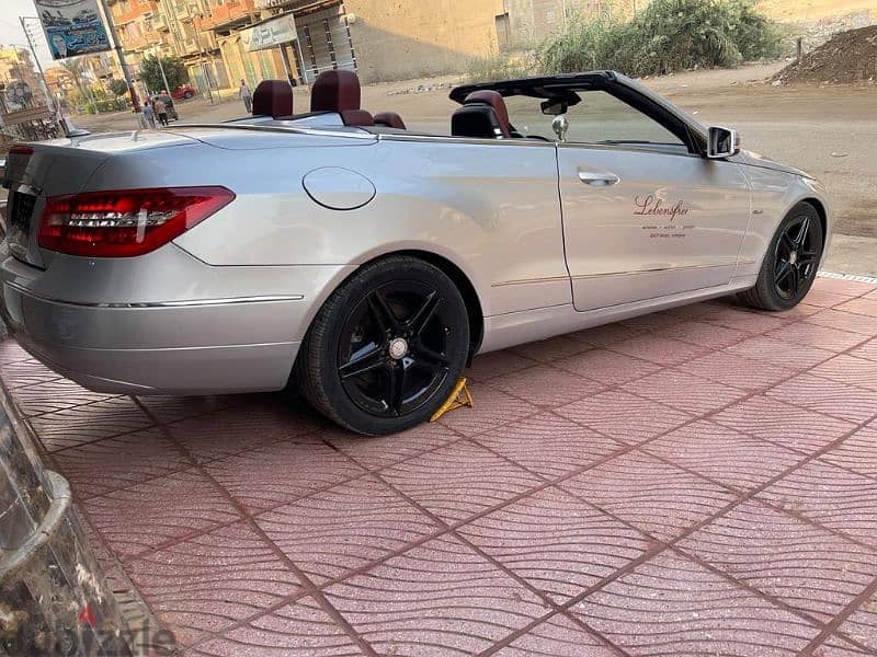 Mercedes E200 Cabrio 0