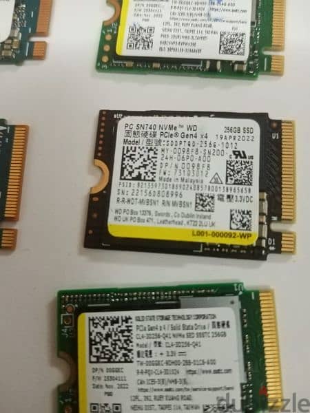 SSD 256G NVMe  هاردات حاله ممتازة جديد اورجينال 3