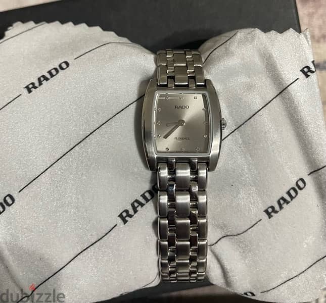 ساعه حريمي RADO 1