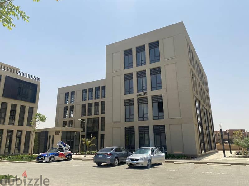 مكتب للايجار 170م في ديستركت 5 Office for Rent in District 5-New Cairo 0