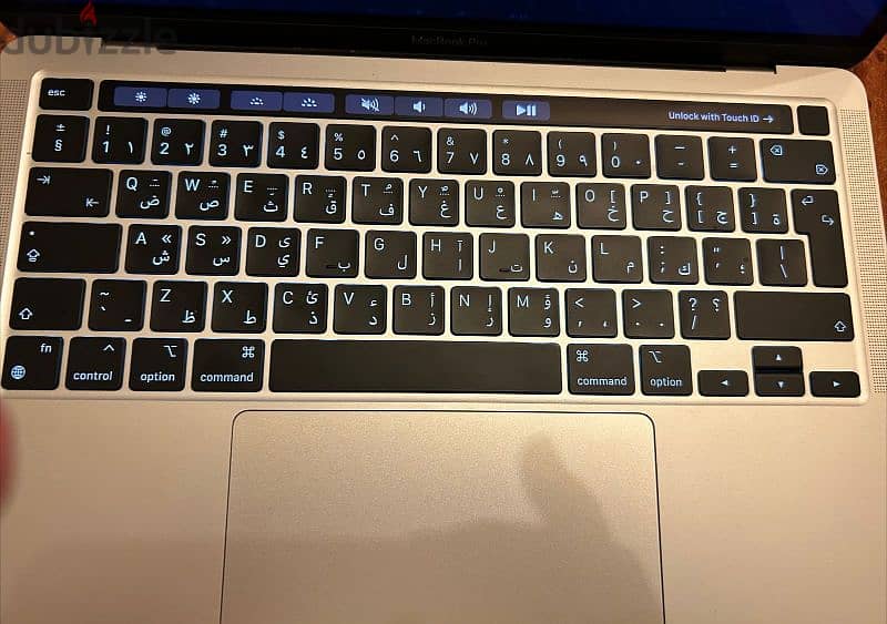 Macbook pro m1 (EN/AR Keyboard) 4