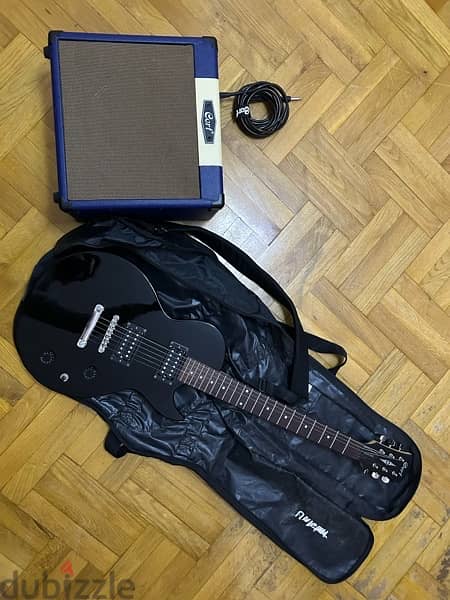 Cort CR50 electric guitar + Cort CM15R Amplifier 5