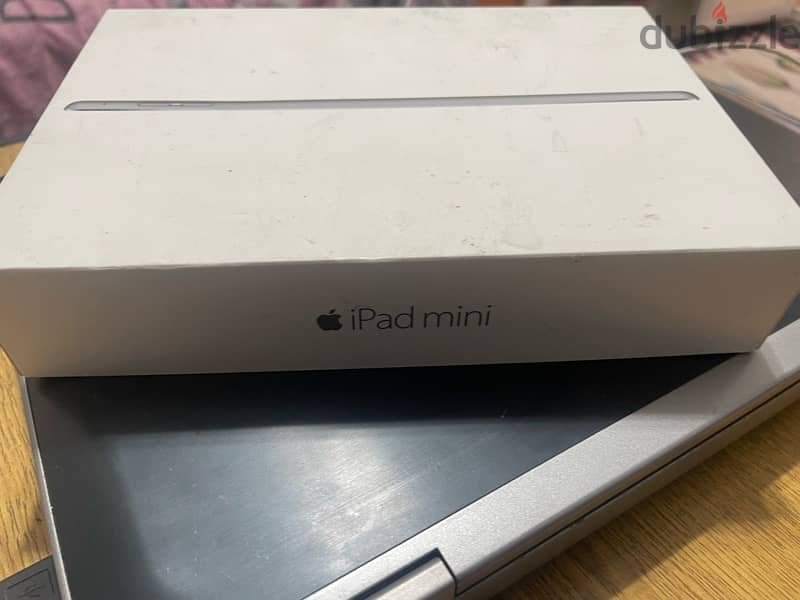 ايباد ميني 4 حالة ممتازة IPad mini 4 128g WIFI excellent condition 3