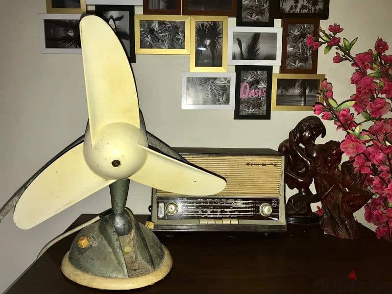 vintage fan working perfectly 0