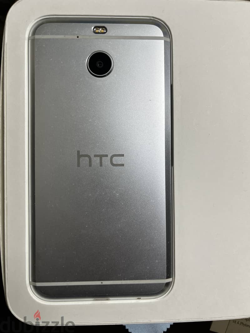 HTC 10 Evo (very good condition) 2