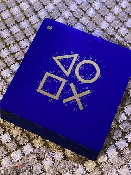 ps4 slimللبيع limited edition days of play 1TB 5