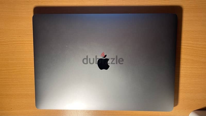 MacBook Pro 2019 (16-inch, 16GB RAM, 512GB) 1