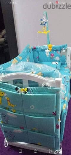 سرير اطفال خشب زان ثابت وهزاز بسعر المصنع