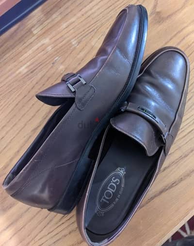 شوز فخم جدا من البراند الايطالى الفخم Tod's