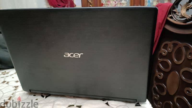 لابتوب Acer إستعمال خفيف جداً 4