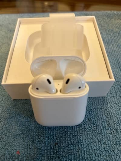 Apple AirPods 2nd Generation