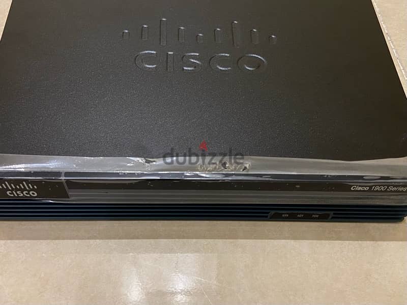 Cisco Router 1921/K9 v05 0