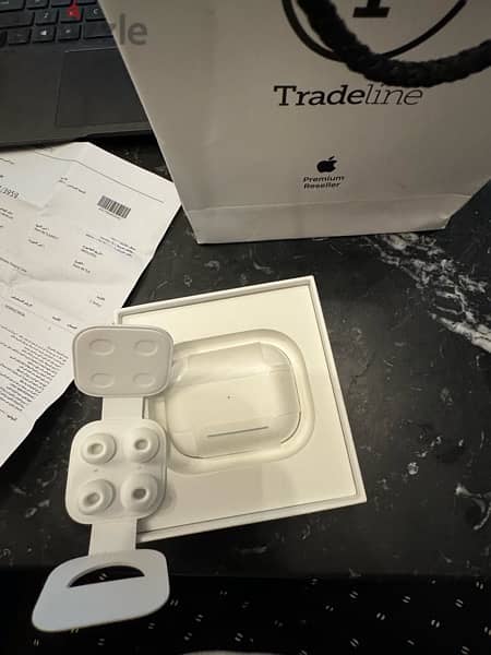 Tradeline airpods online price