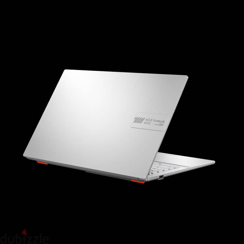 ASUS Vivobook Go 15 OLED (E1504G) 3