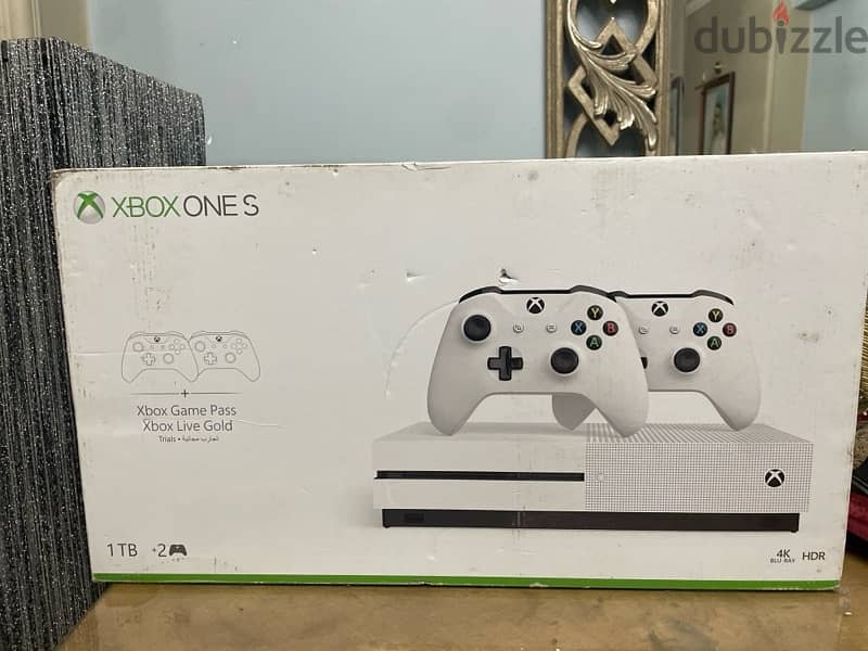 xbox one s used for one week 1TB 8