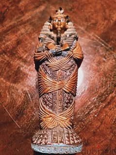 تابوت فرعوني للملك ( توت عنخ أمون ) ديكور من الستينيات 3سم*12سم